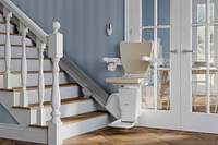 montascale rettilineo più piccolo sul mercato