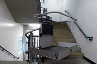 montascale curvilieno lungo il percorso