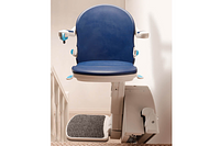 montascale rettilineo arrivo a pianerottolo